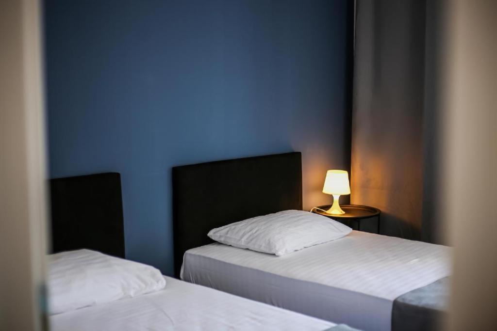 Hotel Лумбарда Екстериор снимка